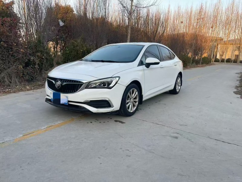 济宁18年别克威朗3