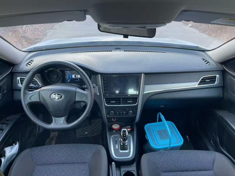 济宁22年奔腾B304