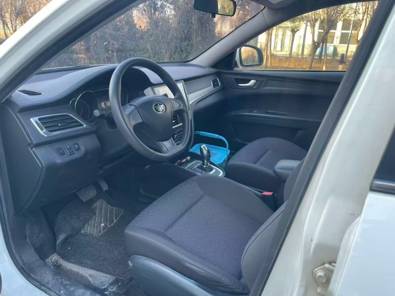 济宁22年奔腾B305