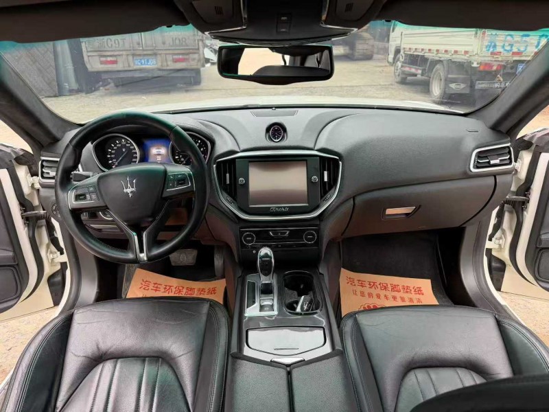 徐州15年玛莎拉蒂Ghibli5