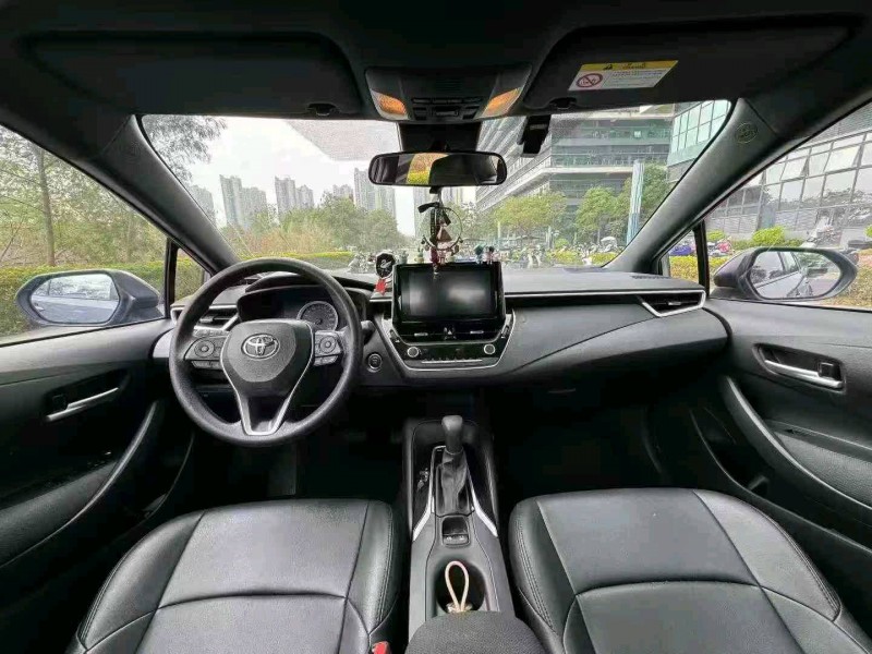 广州23年丰田雷凌7