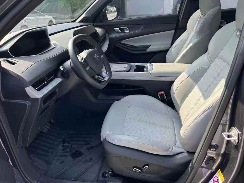 江门25年长安汽车启源4