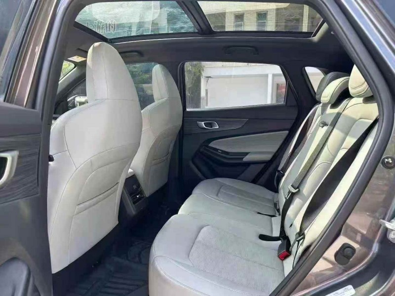 江门25年长安汽车启源6