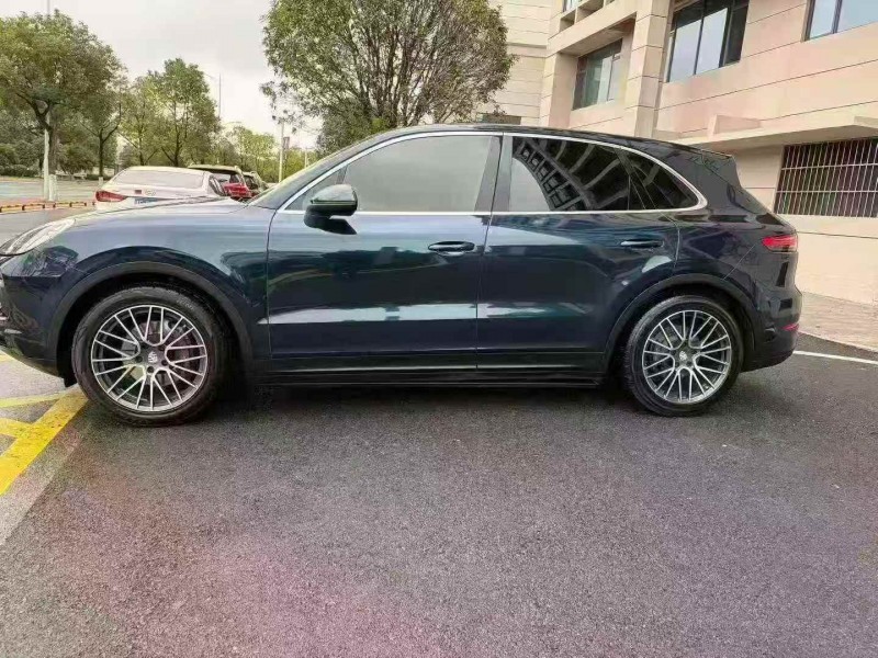 莆田20年保时捷卡宴2