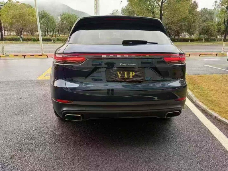 莆田20年保时捷卡宴9