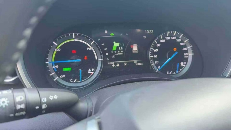 济宁22年丰田汉兰达5