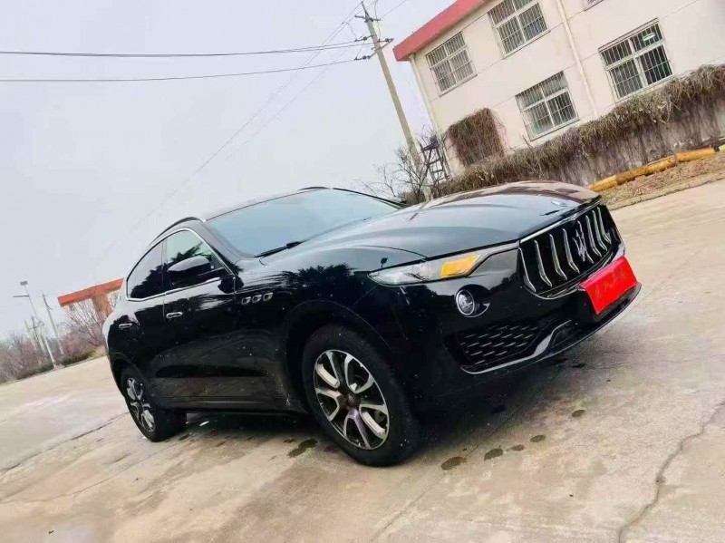 枣庄18年玛莎拉蒂Levante2