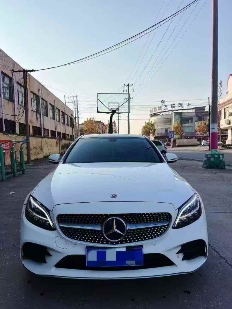 青岛21年奔驰C1