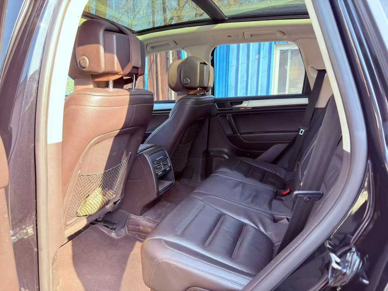 青岛18年大众途锐6