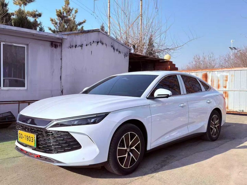 青岛25年比亚迪秦2