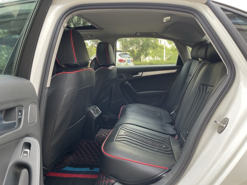 济宁16年奥迪A4L6