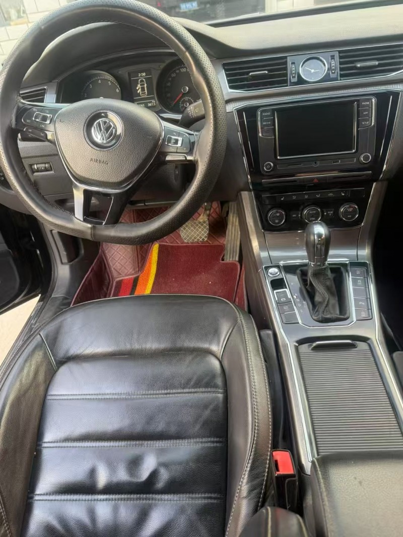 呼和浩特17年大众帕萨特4