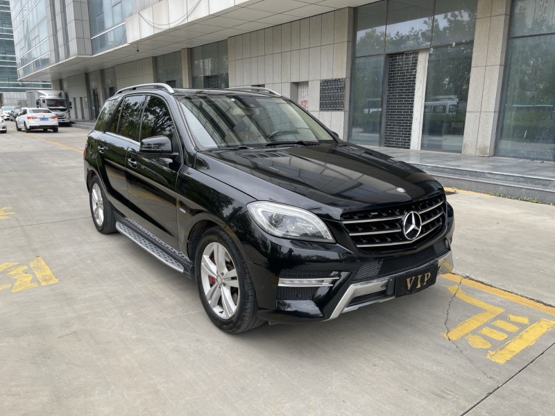 济宁12年奔驰ML3