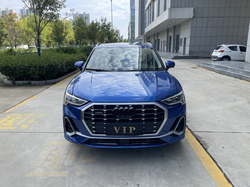 济宁21年奥迪Q31