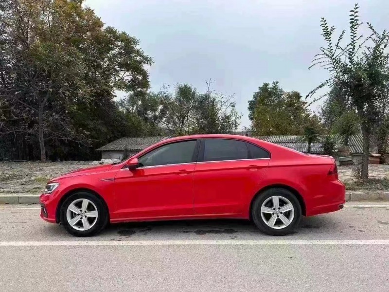 六盘水20年大众凌渡7