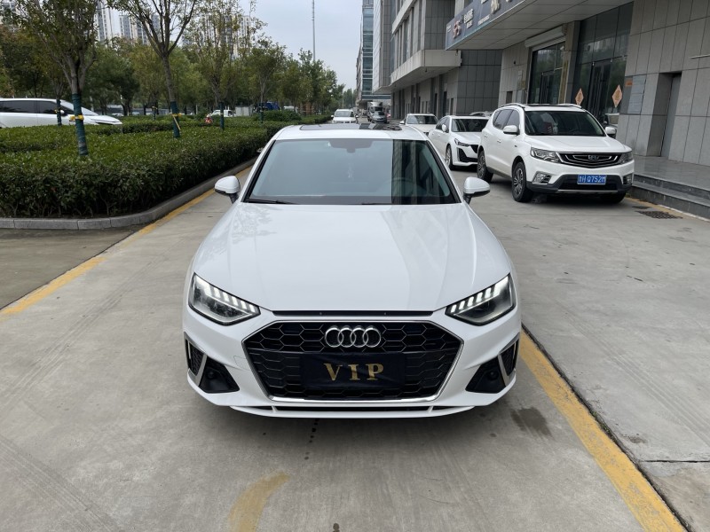 济宁21年奥迪A4L1