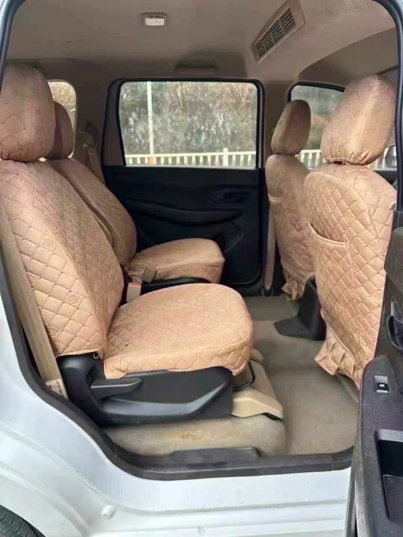 贵阳20年五菱汽车宏光2