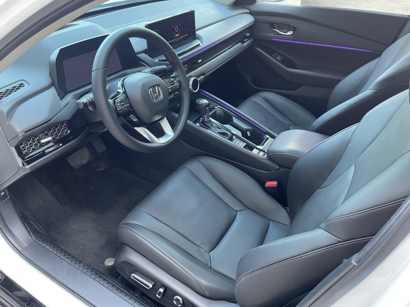 济宁23年本田雅阁6