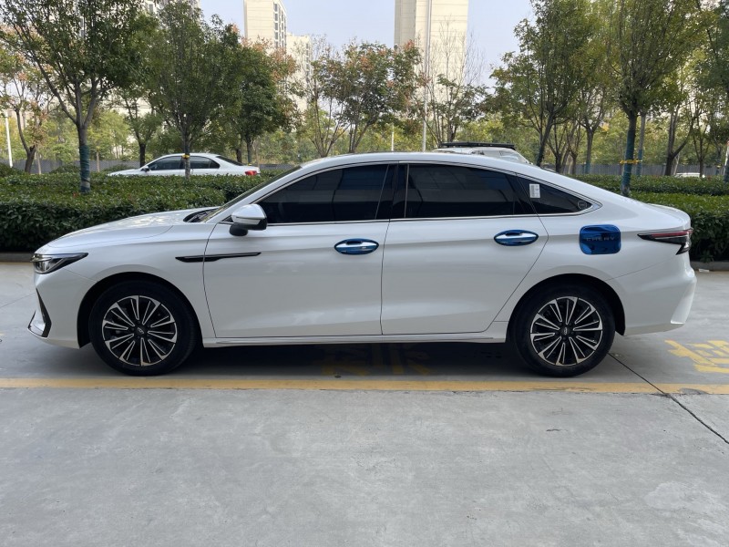 济宁24年奇瑞风云9