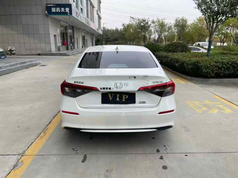 济宁24年本田思域9