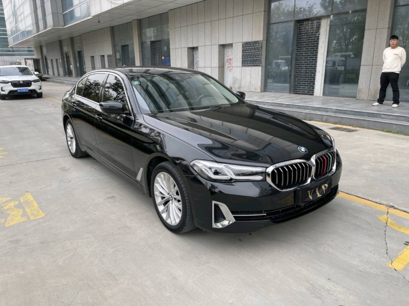 济宁22年宝马5系2