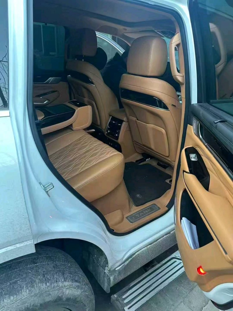 太原24年长城汽车坦克5