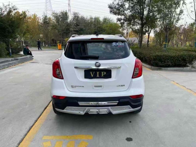 济宁19年别克昂科拉9