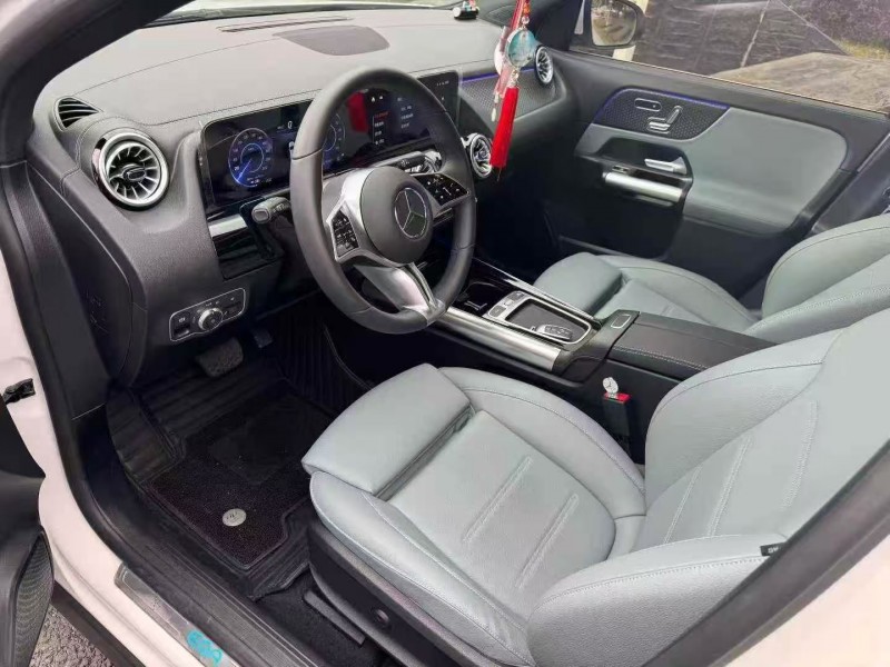 杭州25年奔驰EQA9