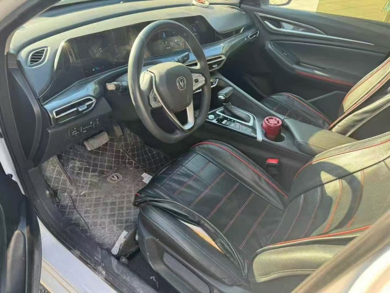 杭州21年长安汽车逸动3