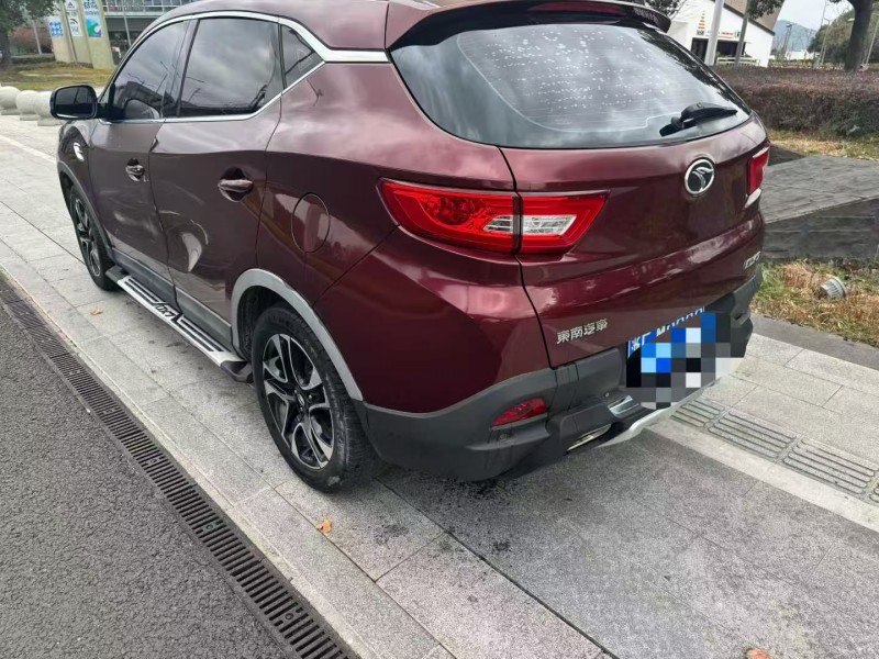 杭州16年东南汽车DX76