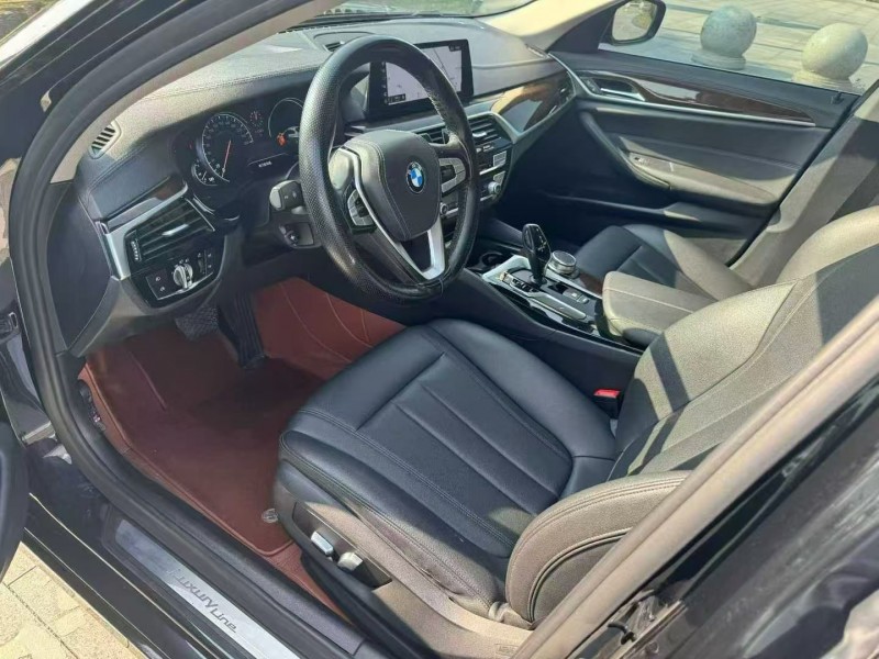 杭州18年宝马5系8