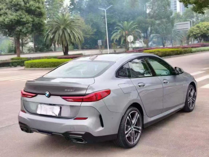 杭州23年宝马2系5