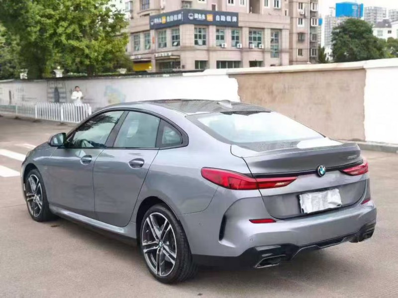 杭州23年宝马2系8