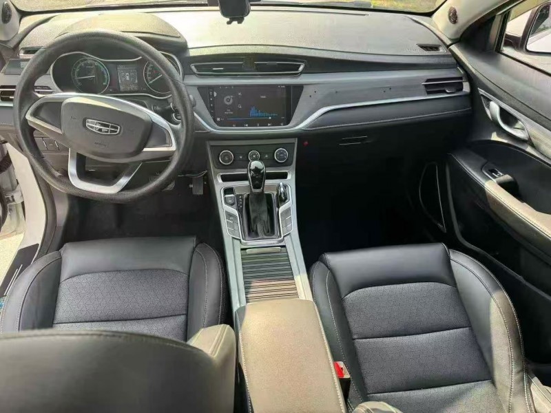 杭州21年吉利帝豪5