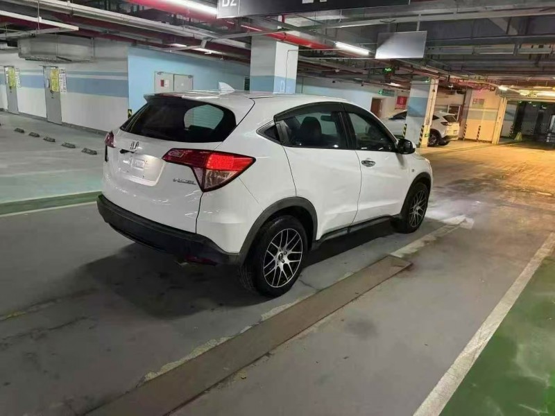 杭州17年本田缤智4