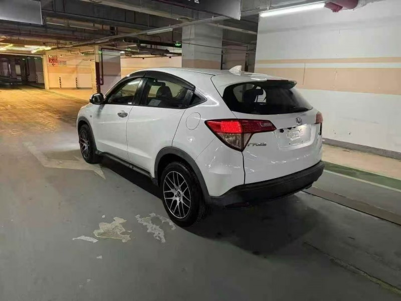 杭州17年本田缤智9