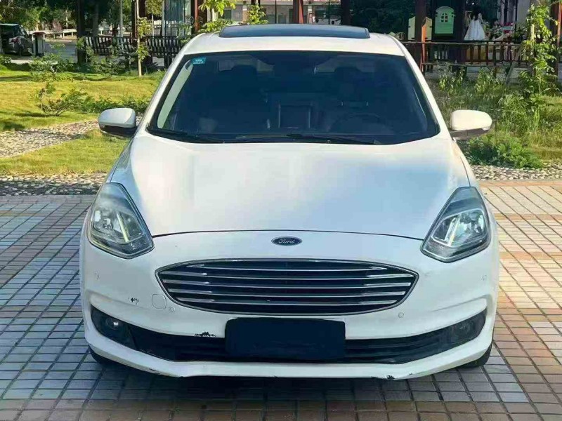 湛江19年福特福睿斯1