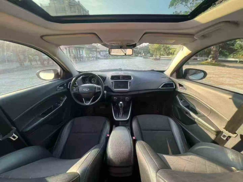 湛江19年福特福睿斯6