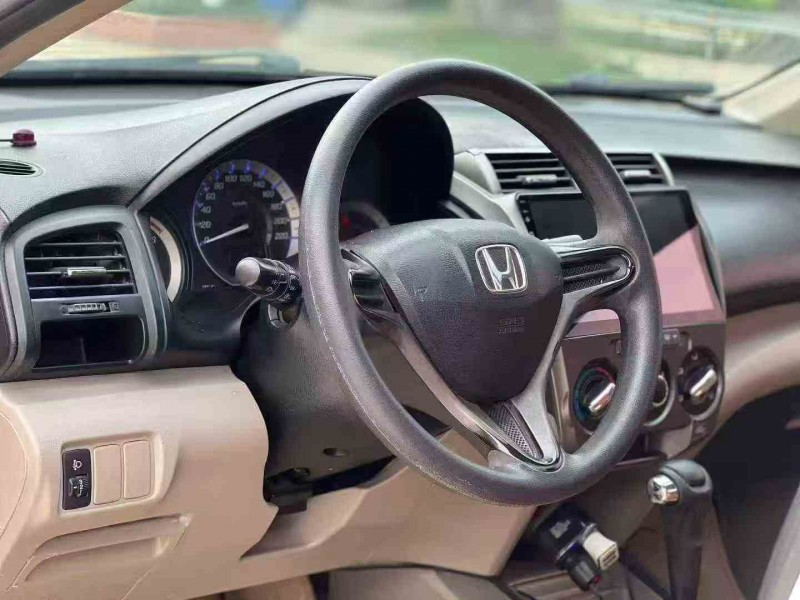 佛山14年本田锋范5