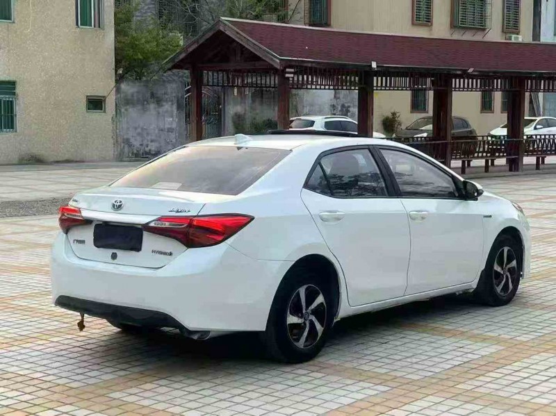 湛江18年丰田雷凌8