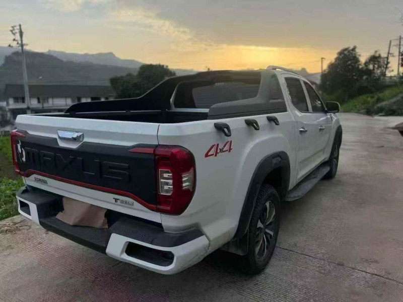 岳阳22年大通T907