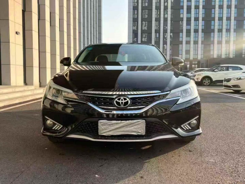 常德16年丰田锐志1