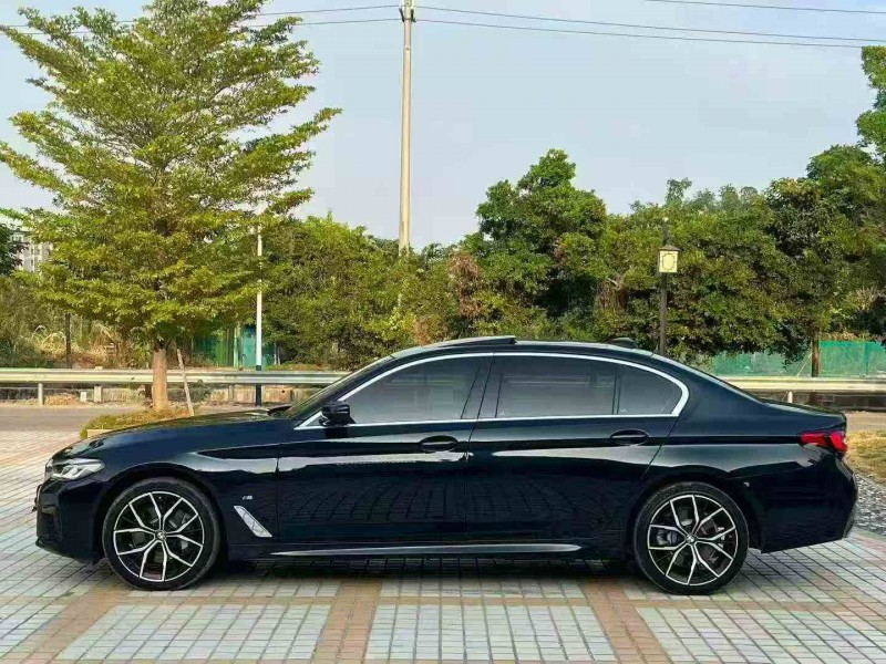 江门23年宝马5系3