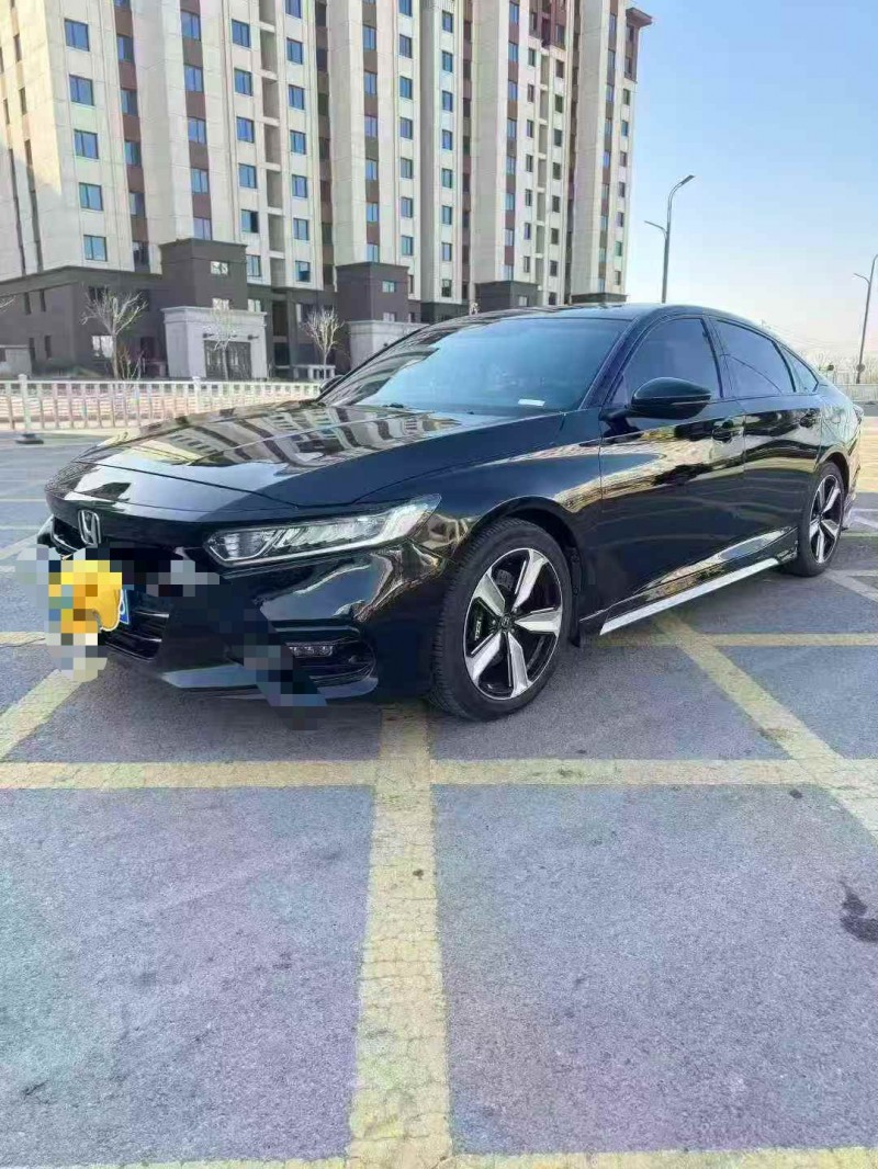 邯郸18年本田雅阁2