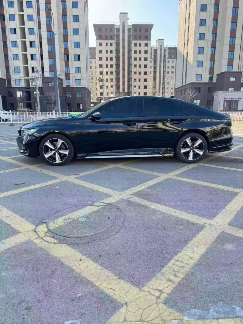 邯郸18年本田雅阁3