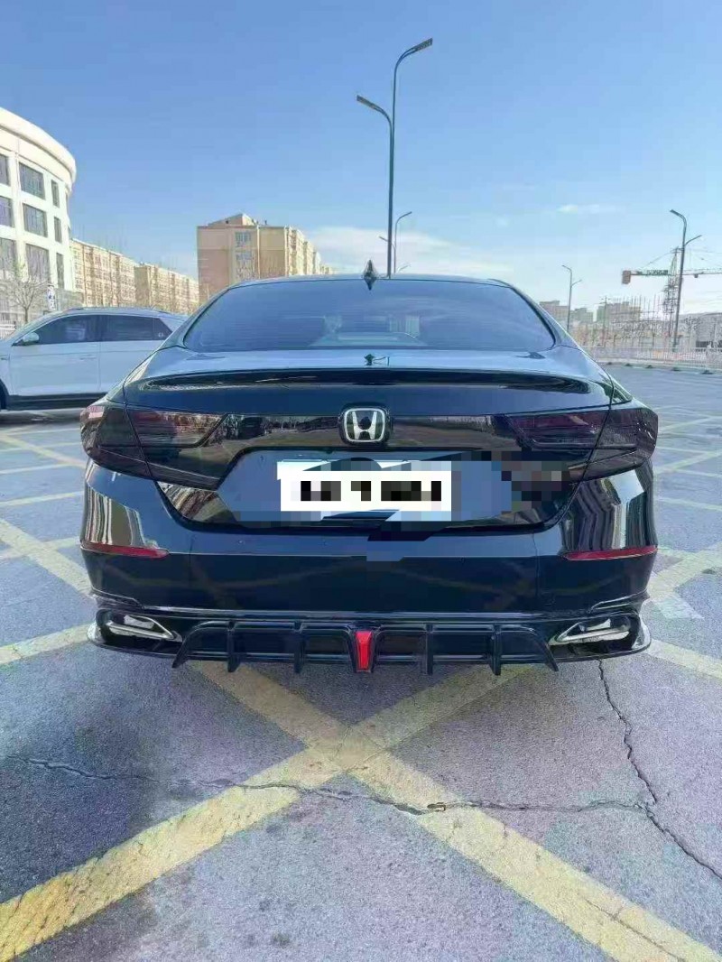 邯郸18年本田雅阁8