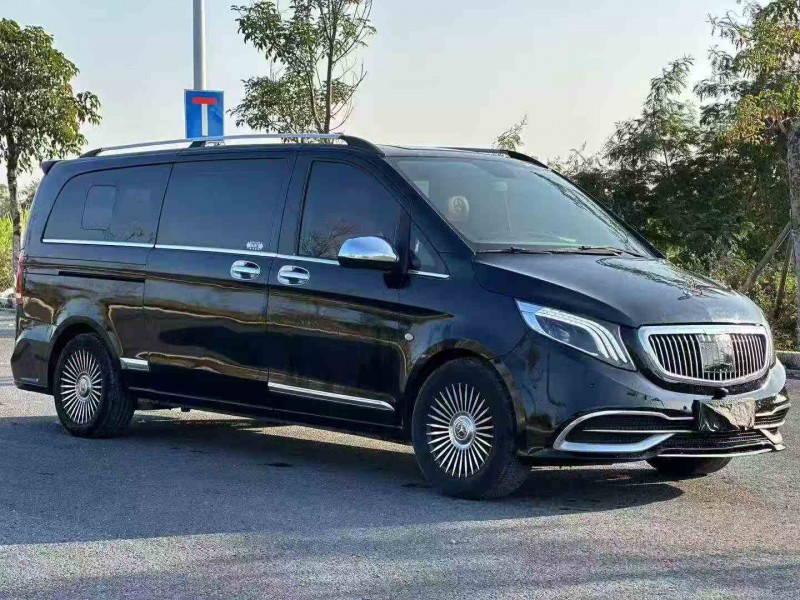 江门17年奔驰威霆2