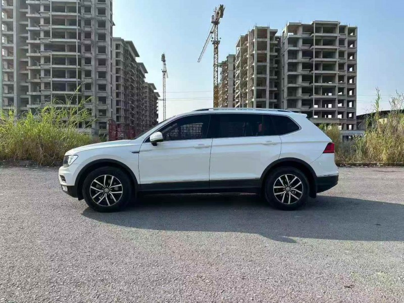 东营19年大众途观5