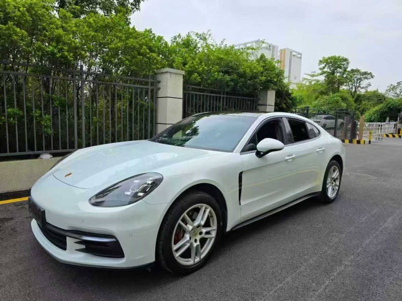 深圳18年保时捷帕拉梅拉3