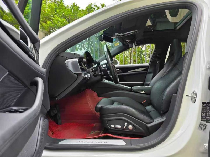 深圳18年保时捷帕拉梅拉5